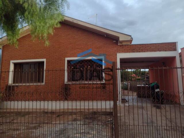 #142 - Casa para Venda em Araraquara - SP