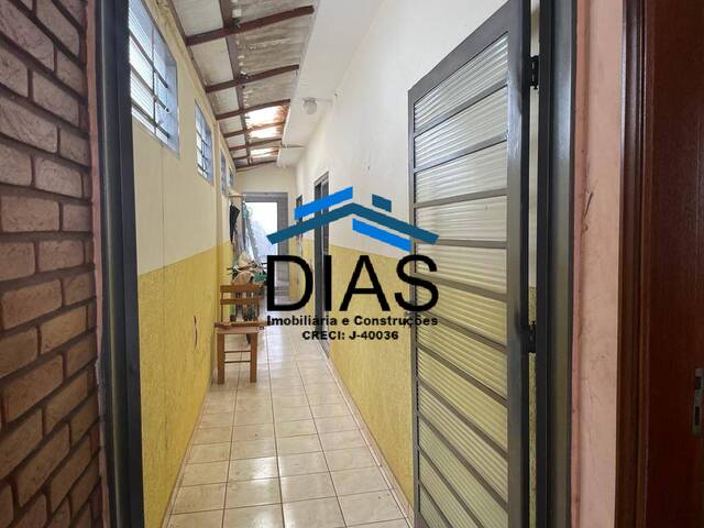 Casa para Venda em Araraquara - 3