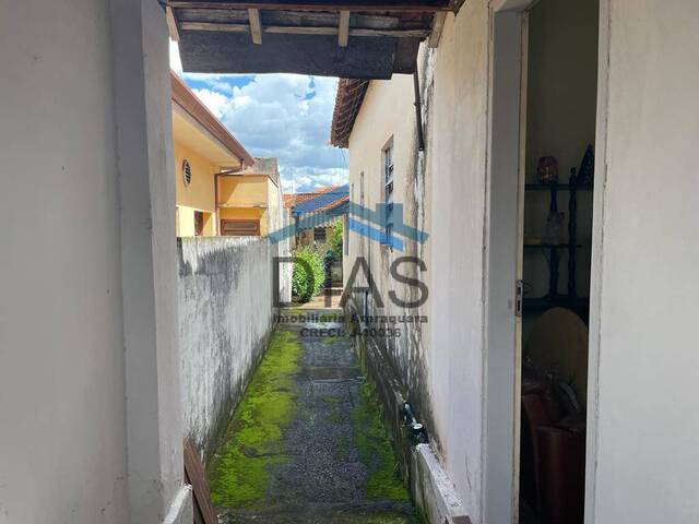 #155 - Casa para Venda em Araraquara - SP