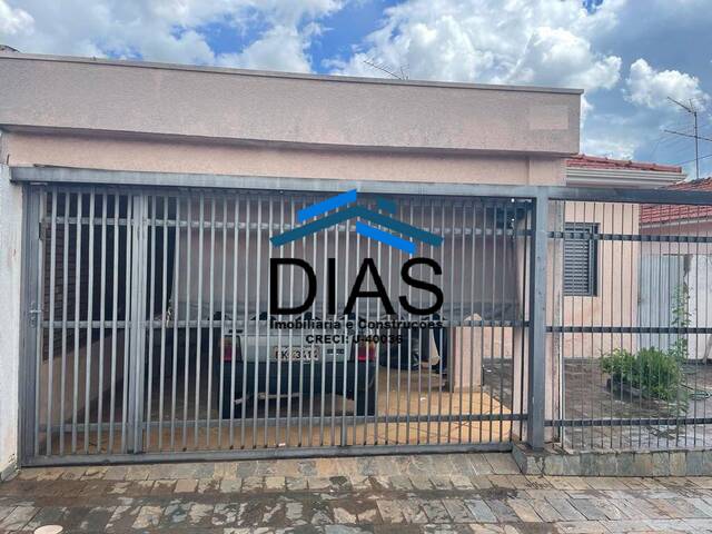 #154 - Casa para Venda em Araraquara - SP