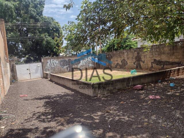 #181 - Casa para Venda em Araraquara - SP