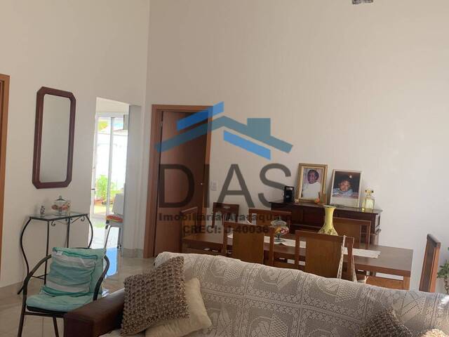 #246 - Casa para Venda em Araraquara - SP
