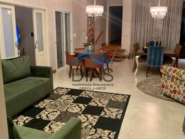 Casa para Venda em Araraquara - 2