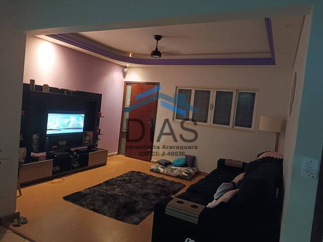 #327 - Casa para Venda em Araraquara - SP