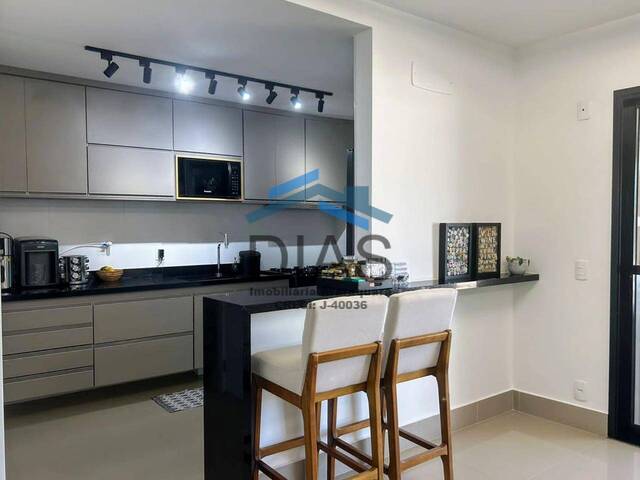 Apartamento para Venda em Araraquara - 2