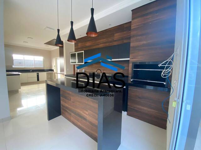 #543 - Casa para Venda em Araraquara - SP