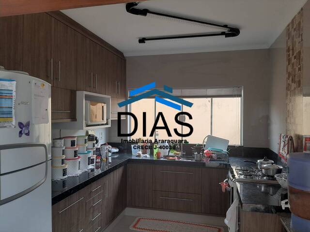 Casa para Venda em Américo Brasiliense - 2