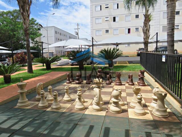 #681 - Apartamento para Venda em Araraquara - SP - 2