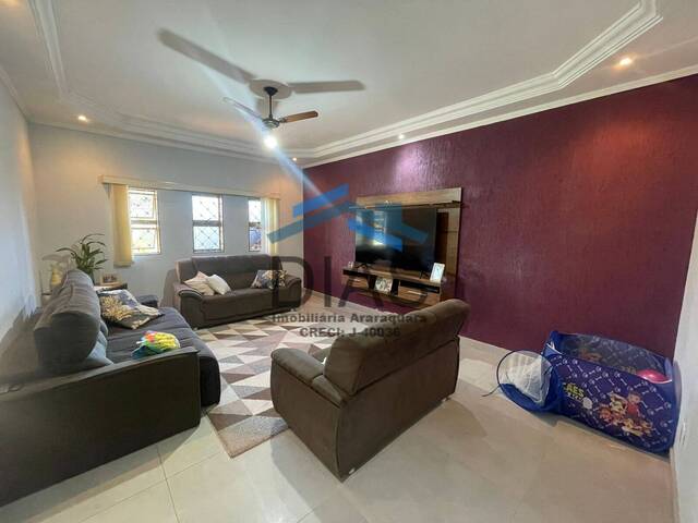 #684 - Casa para Venda em Araraquara - SP - 2