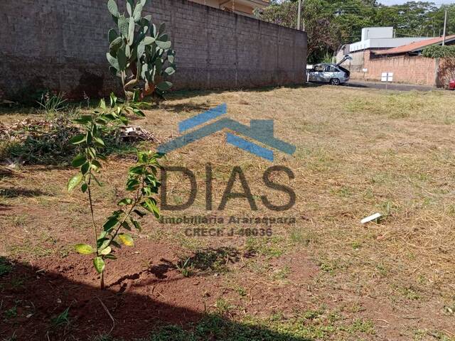 #706 - Apartamento para Venda em Araraquara - SP - 1