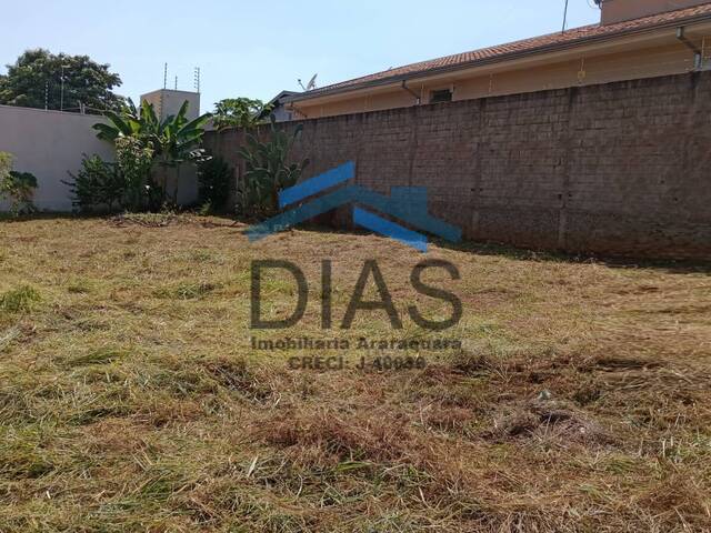 #706 - Apartamento para Venda em Araraquara - SP - 2