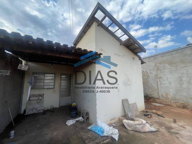 #707 - Casa para Venda em Araraquara - SP - 2