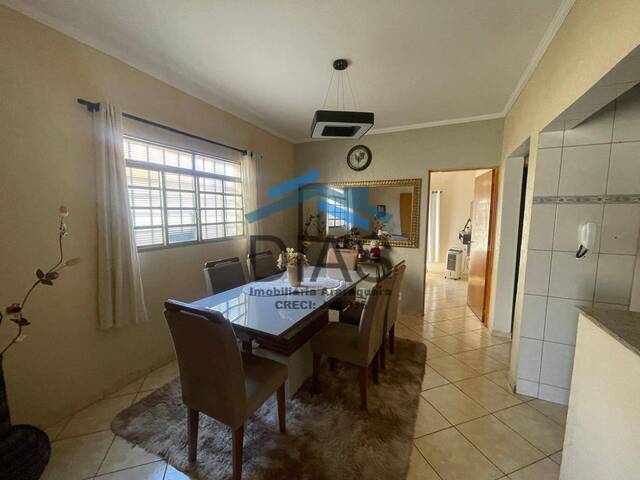 Casa para Venda em Araraquara - 5