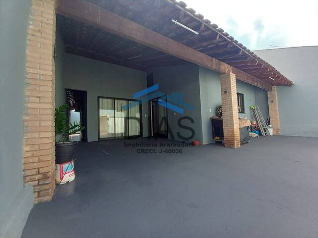 #700 - Casa para Venda em Araraquara - SP