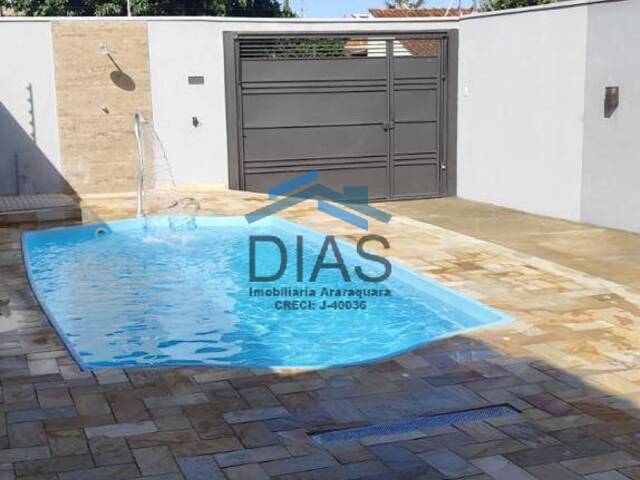 #724 - Casa para Venda em Araraquara - SP - 2
