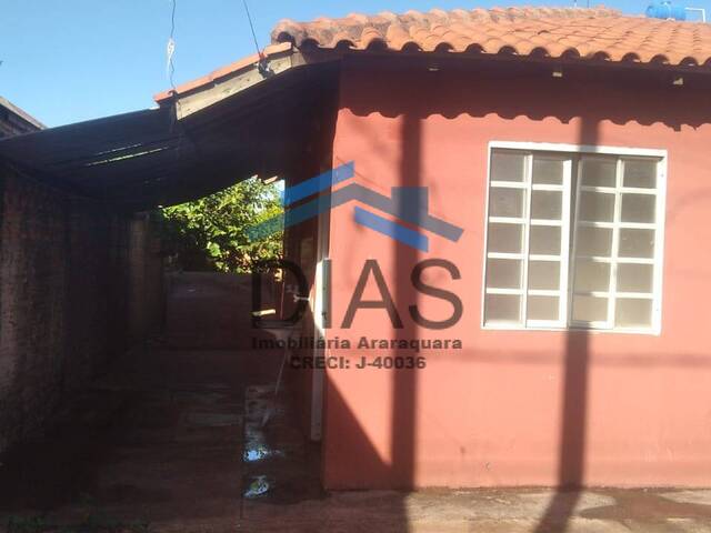 #733 - Casa para Venda em Araraquara - SP - 2
