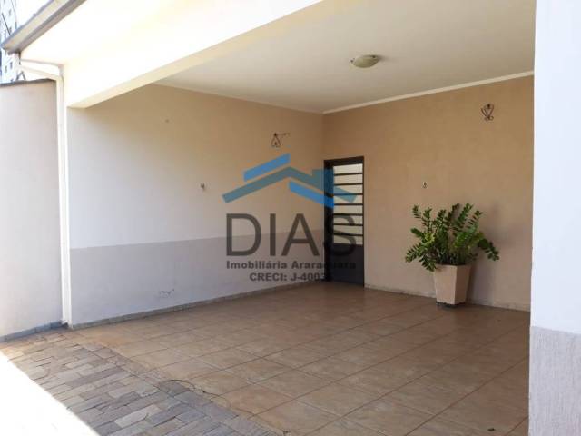 #740 - Casa para Venda em Araraquara - SP - 2