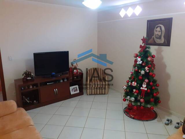 Casa para Venda em Araraquara - 3
