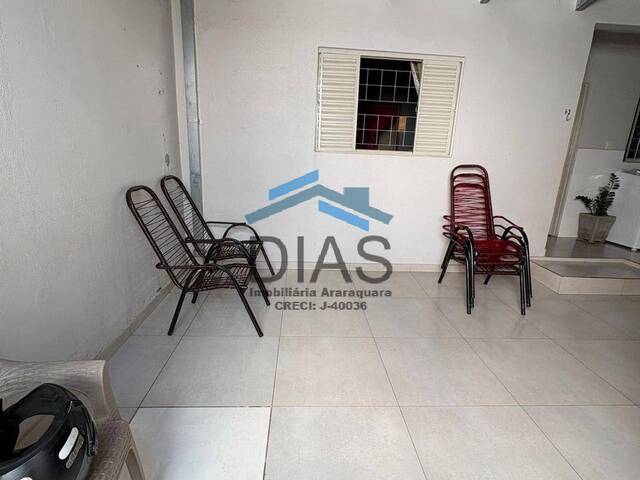 #810 - Casa para Venda em Araraquara - SP - 2