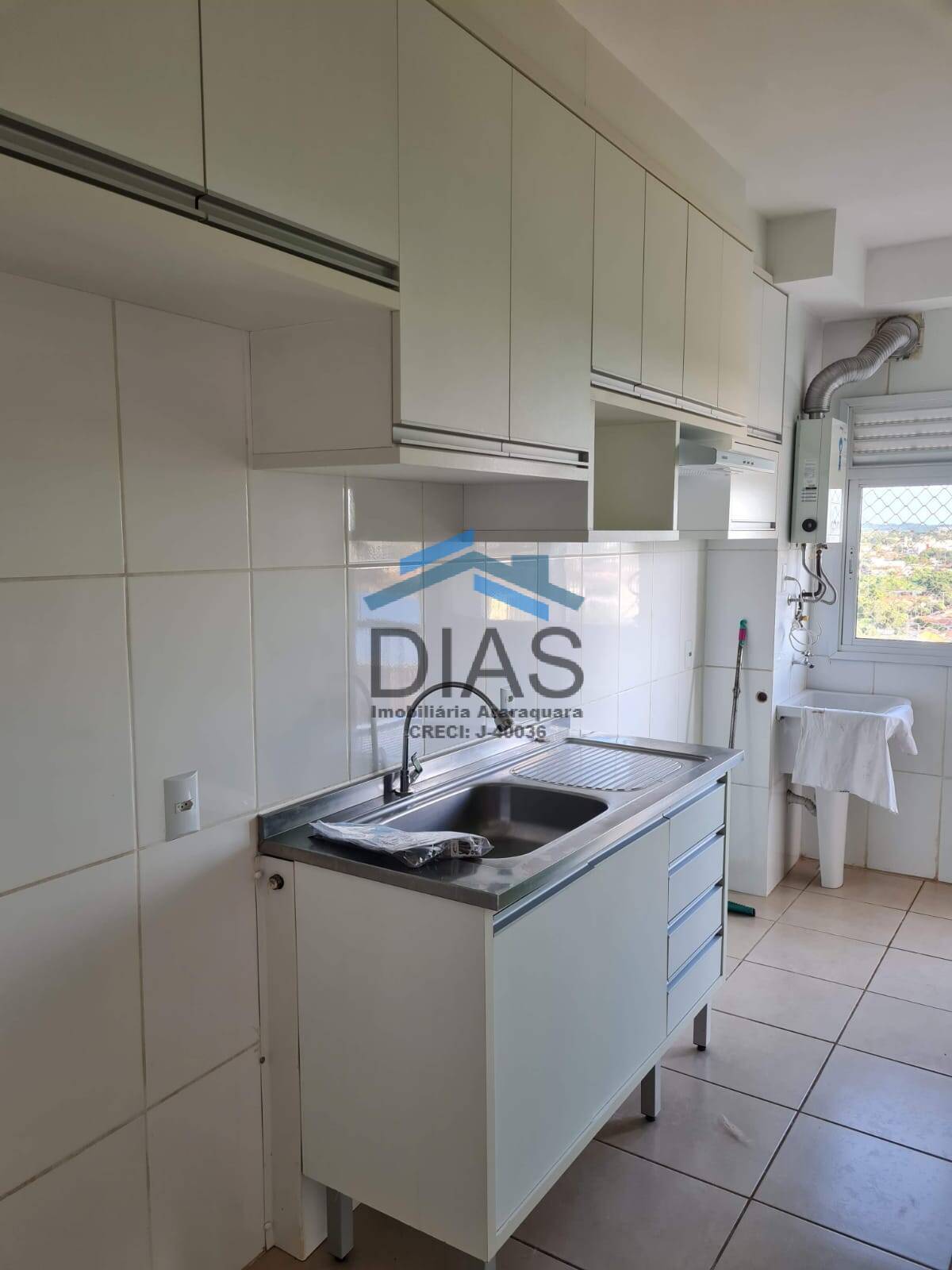 Apartamento à venda com 2 quartos, 64m² - Foto 6