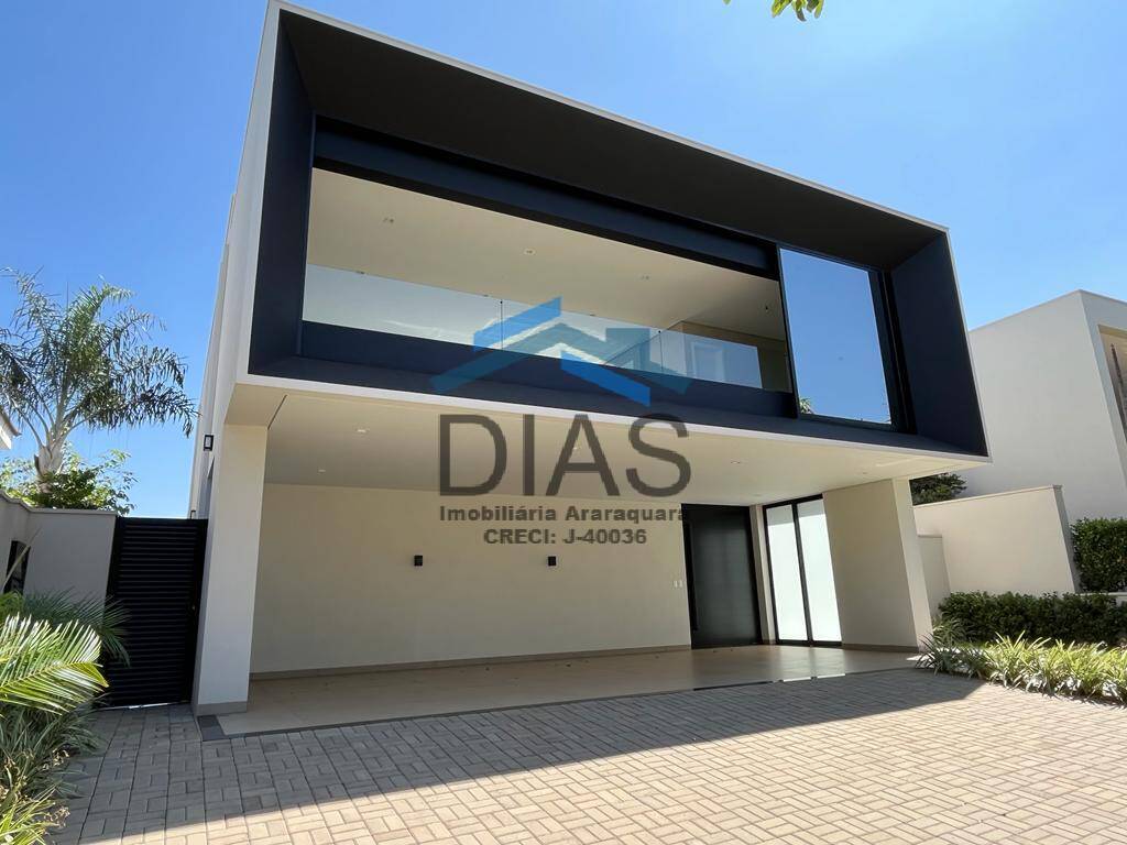 CONDOMINIO PORTAL DOS OITIS LINDA CASA DE ALTO PADRÃO COM 04 SUÍTES