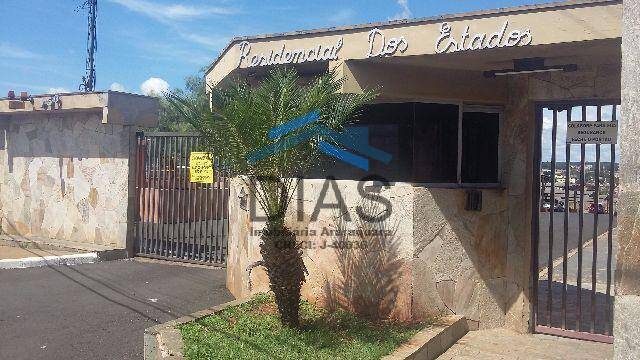RESIDENCIAL DOS ESTADOS APARTAMENTO AMPLO COM DOIS DORMITÓRIOS