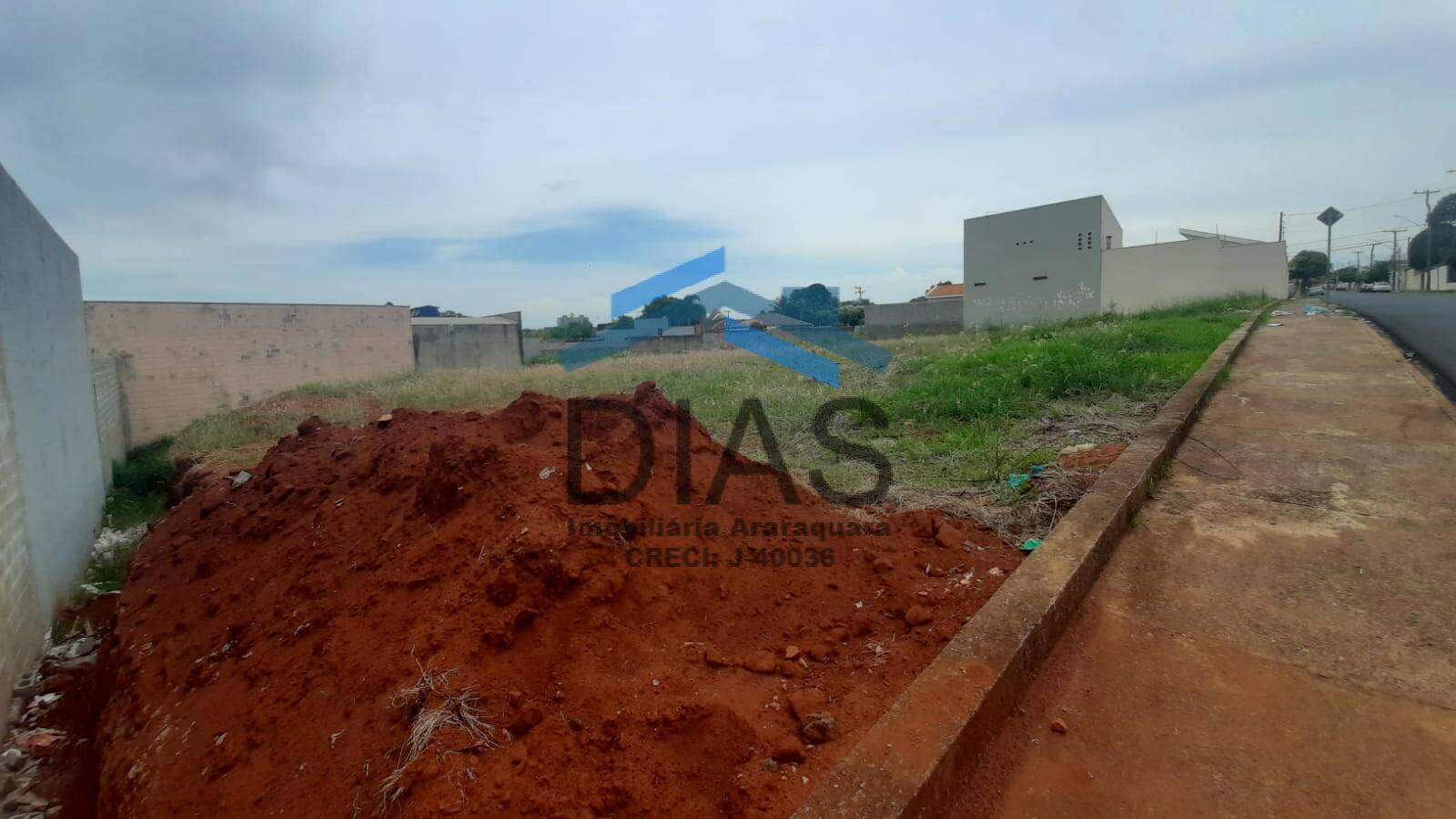 SANTA ANGELINA TERRENO 396 METROS PRONTO PARA CONSTRUIR BEM LOCALIZADO