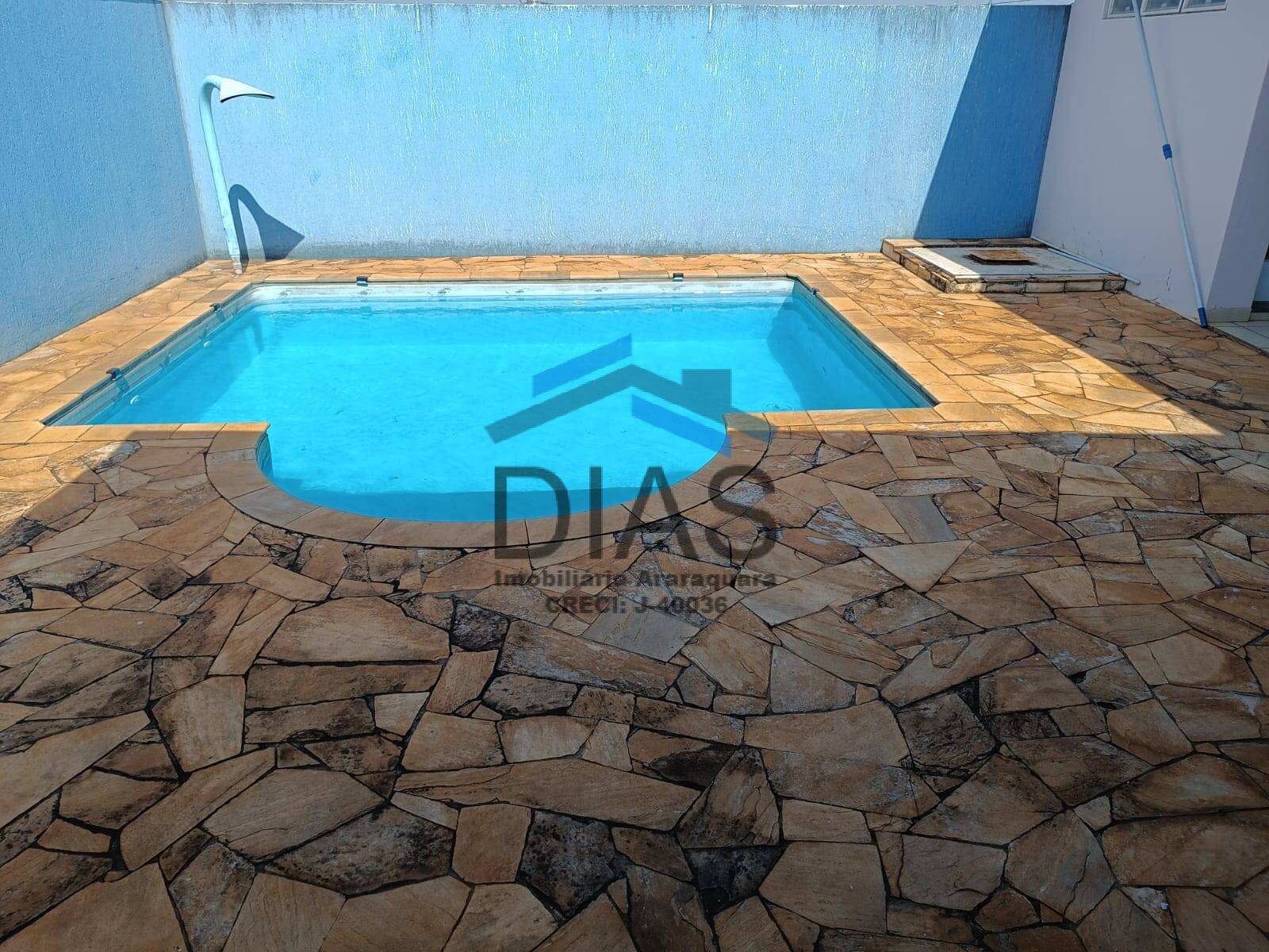 JARDIM AMÉRICA CASA COM DOIS DORMITÓRIOS SPA PISCINA E VARANDA GOURMET