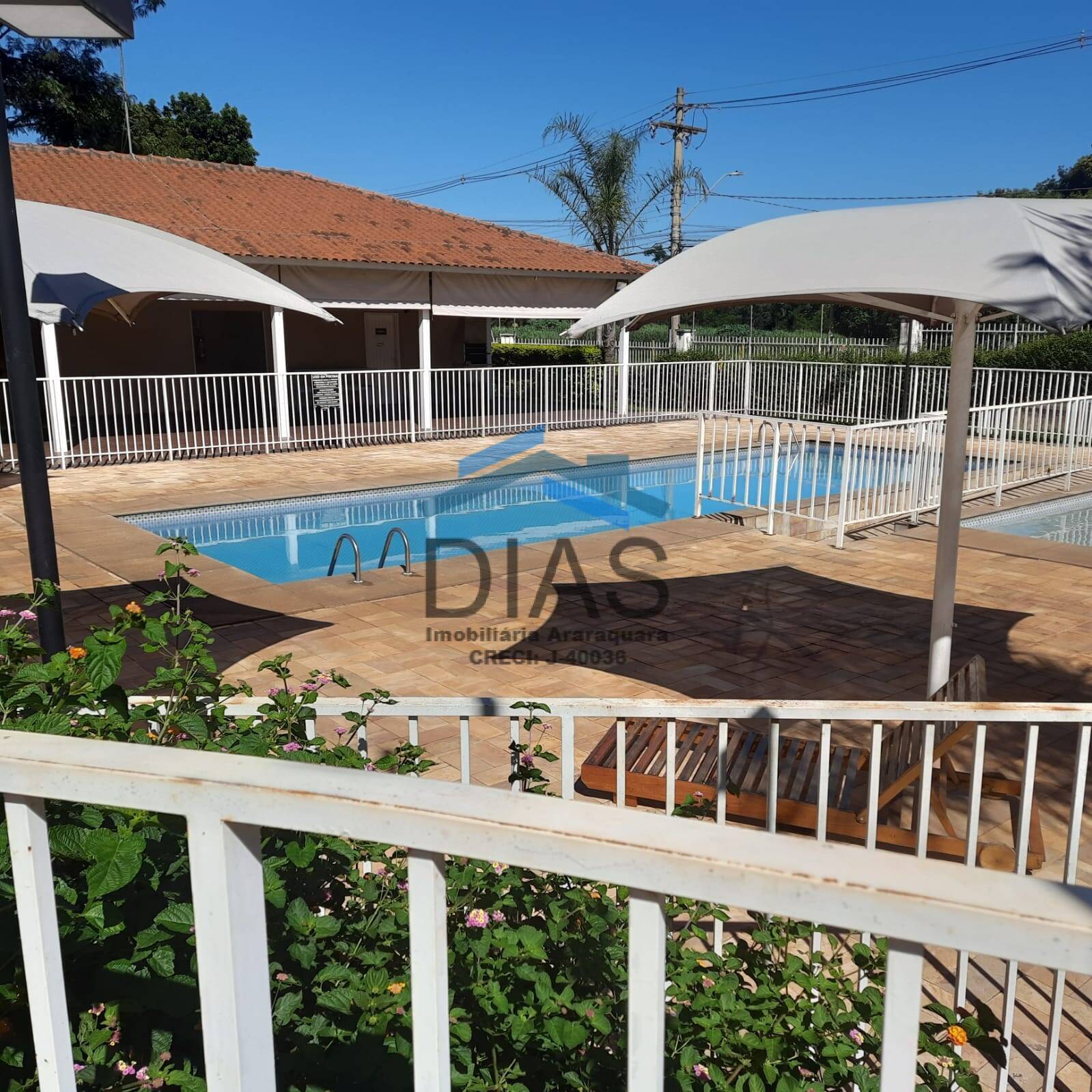 RESIDENCIAL JARDIM DOS MANACÁS DOIS DORMITÓRIOS SACADA LAZER COMPLETO