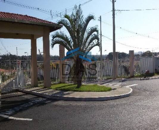 VILLAGGIO DO SOL RESIDENCIAL CONDOMÍNIO PRÓXIMO AO CENTRO DA CIDADE