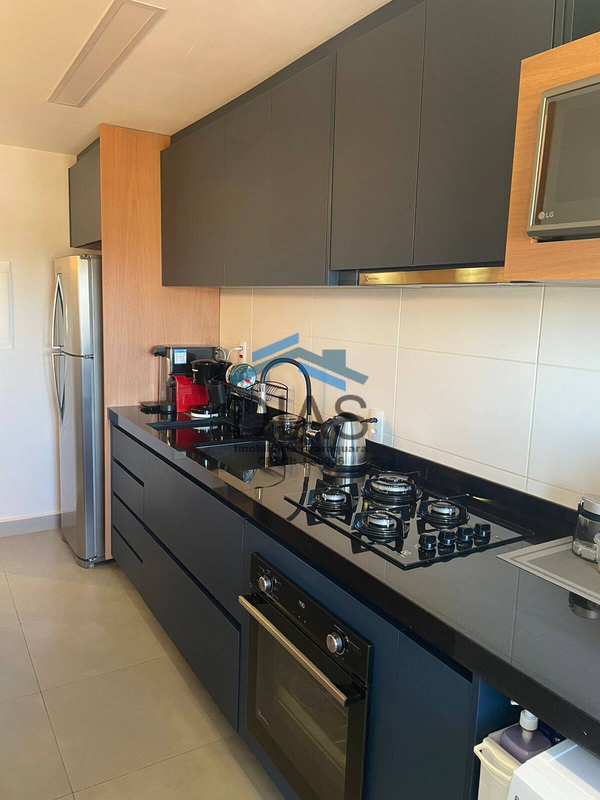 Apartamento à venda com 3 quartos, 93m² - Foto 6