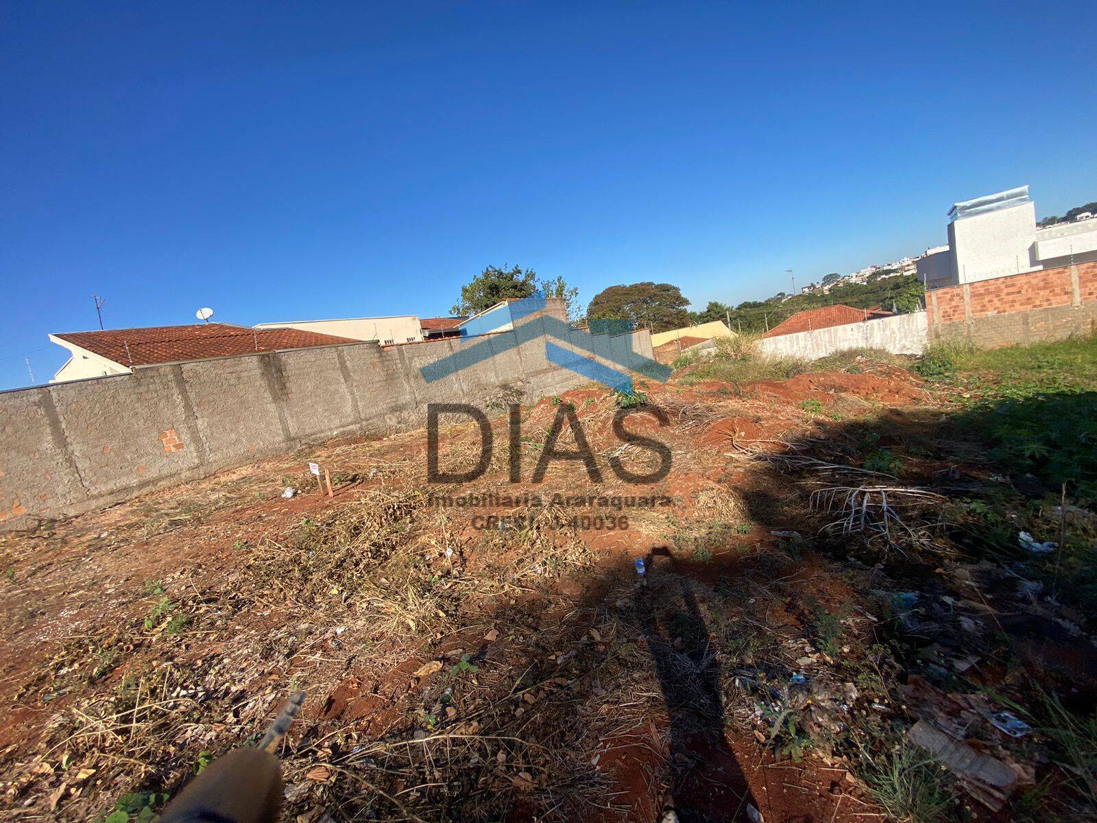 JARDIM MORUMBI PRONTO PARA CONSTRUIR BEM LOCALIZADO TERRENO 245 METROS