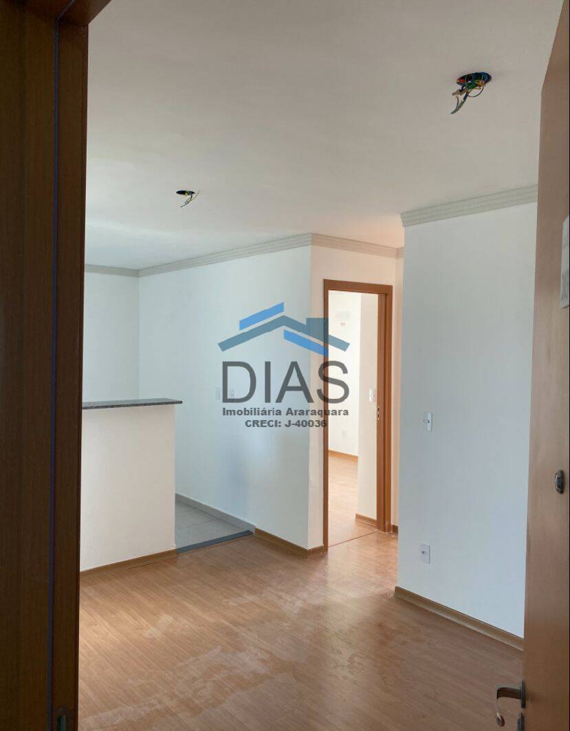 RESIDENCIAL AURORA APARTAMENTO REFORMADO COM DOIS DORMITÓRIOS