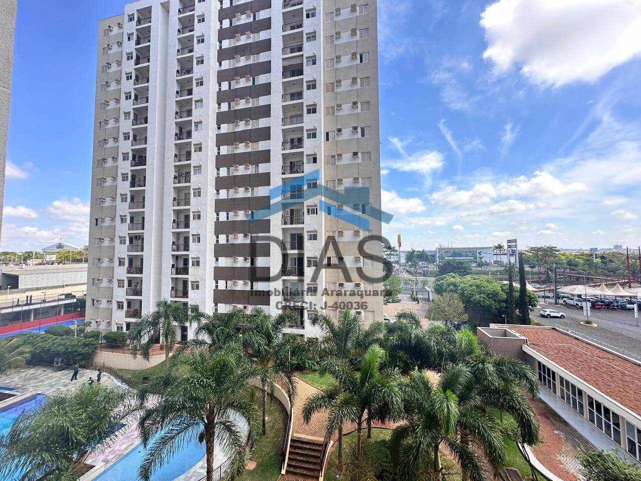 Apartamento à venda com 2 quartos, 64m² - Foto 22