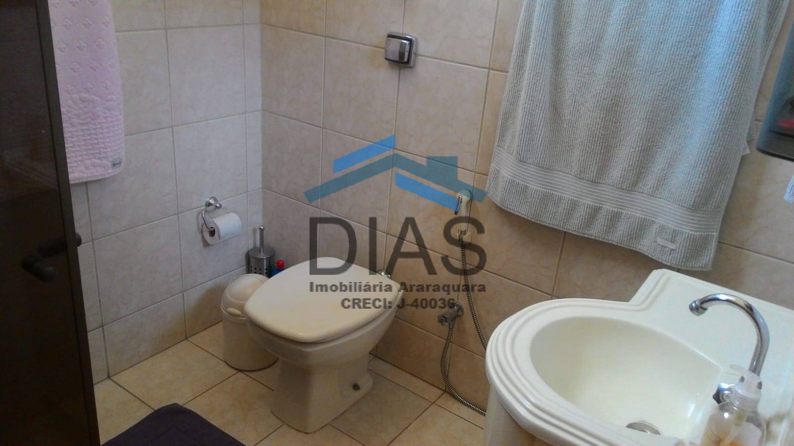 Casa à venda com 2 quartos, 211m² - Foto 14