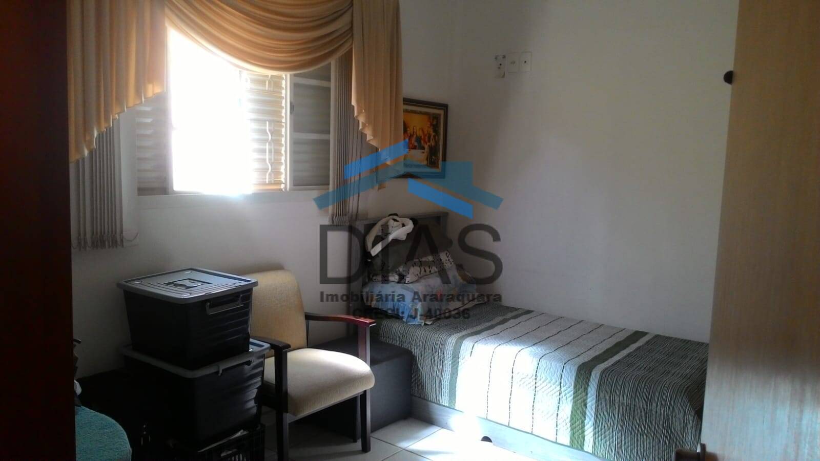 Casa à venda com 2 quartos, 211m² - Foto 12