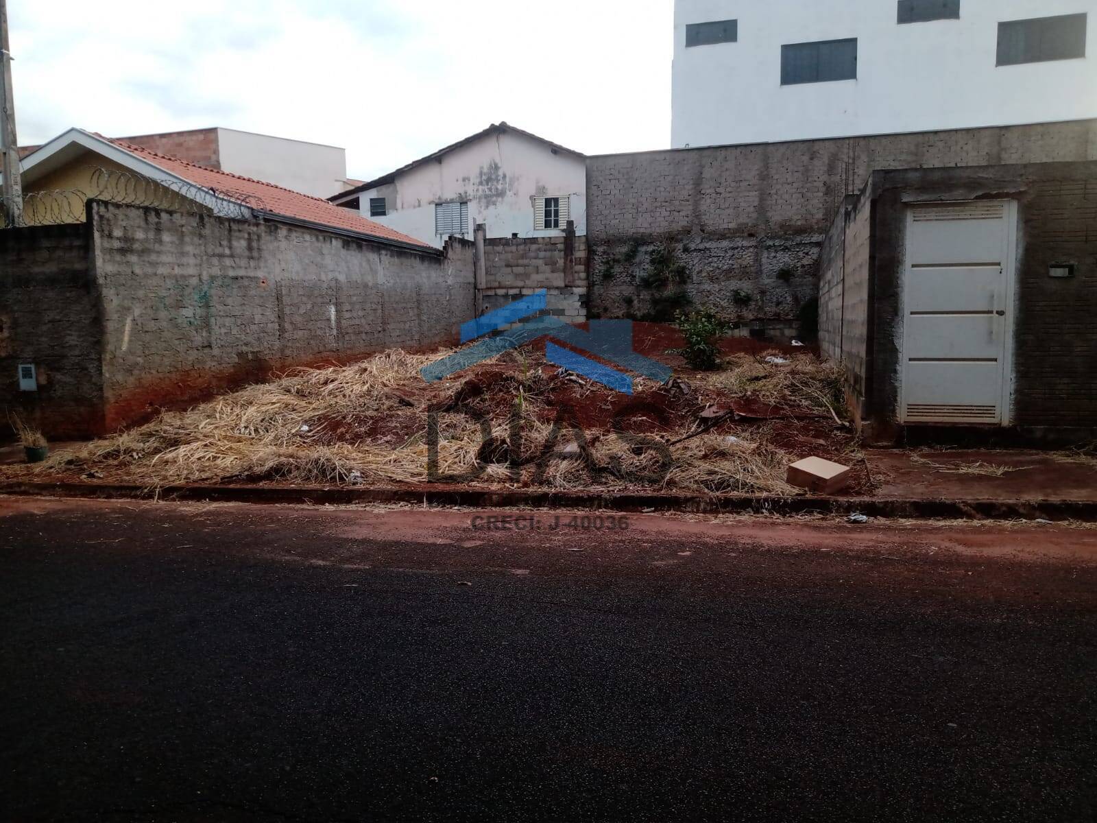 Terreno à venda, 257m² - Foto 9