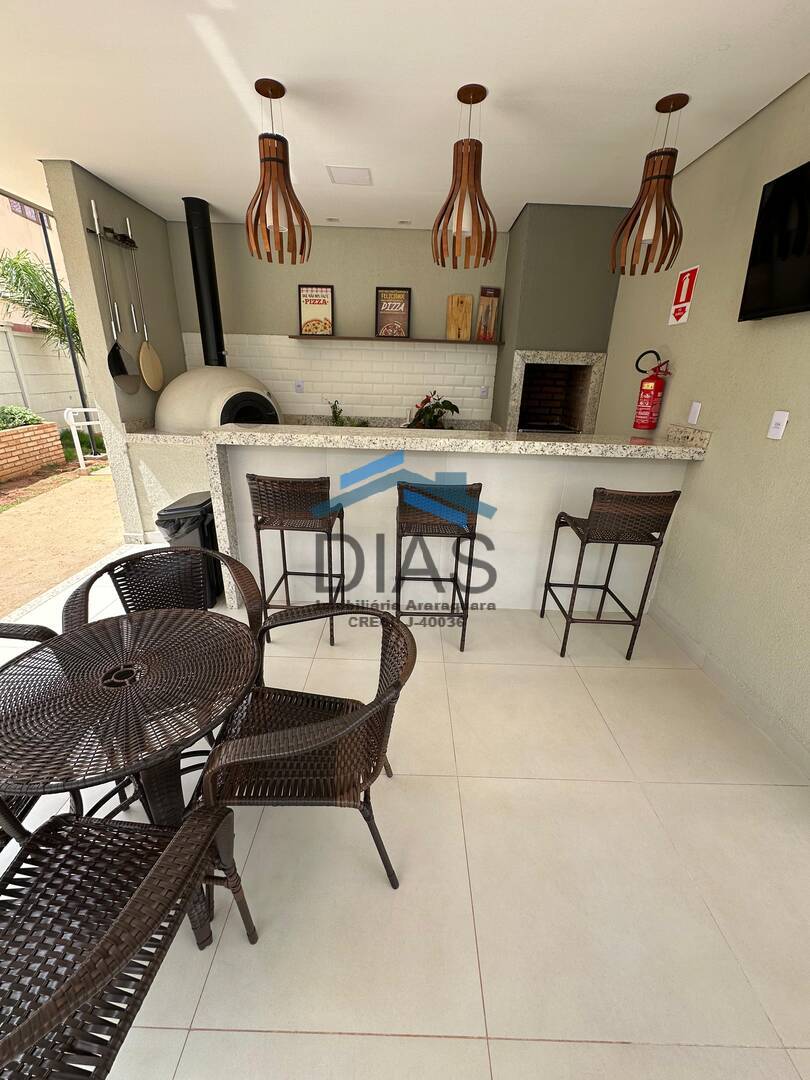 Apartamento à venda com 2 quartos, 41m² - Foto 4