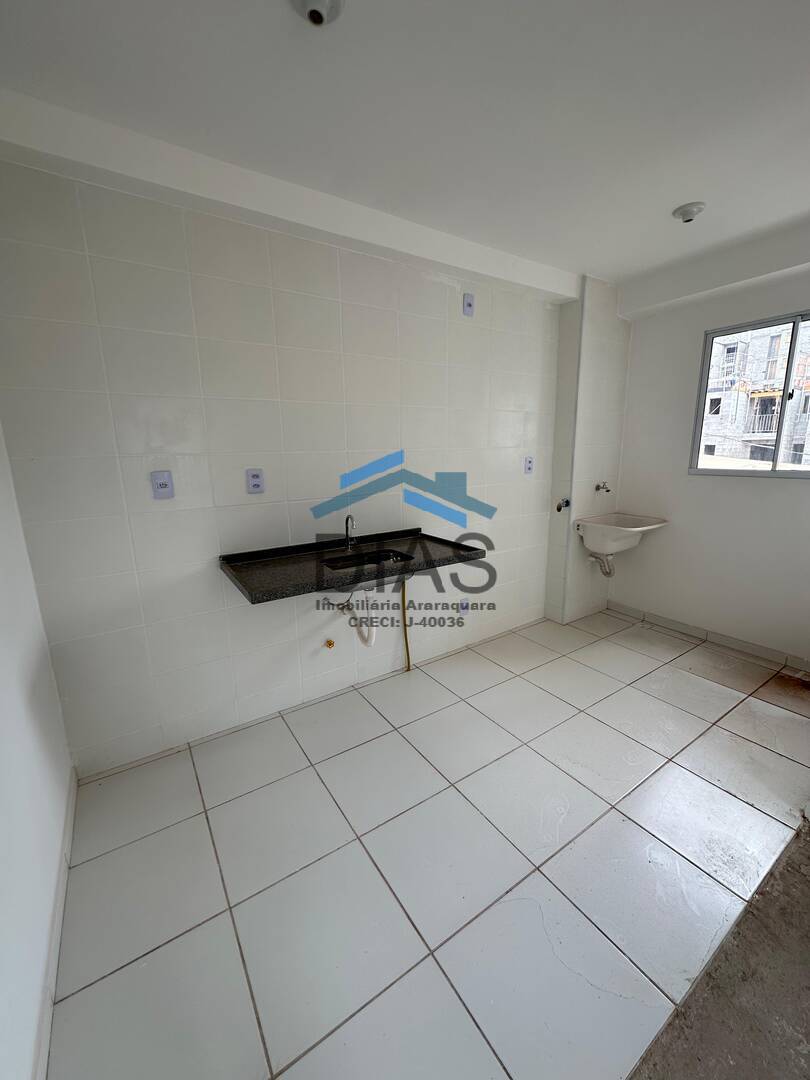 Apartamento à venda com 2 quartos, 41m² - Foto 14