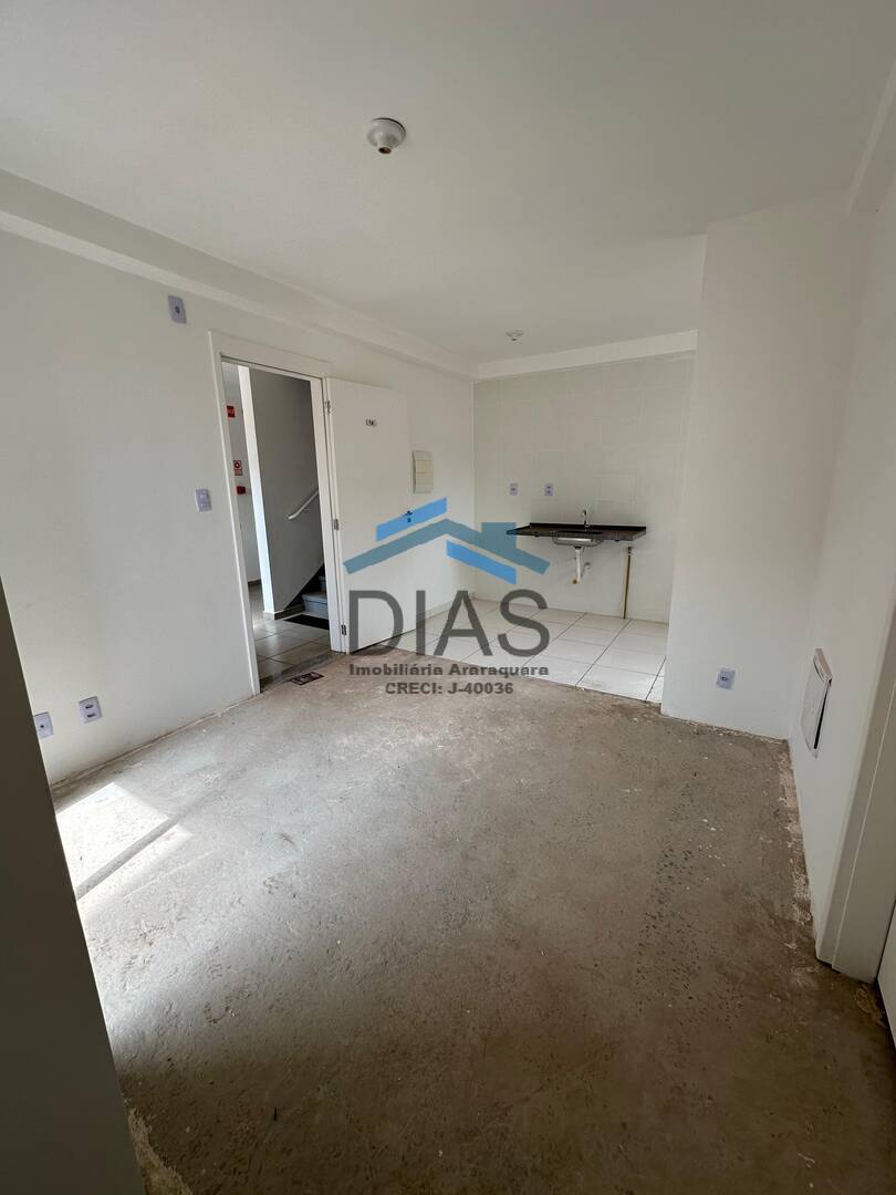 Apartamento à venda com 2 quartos, 41m² - Foto 13