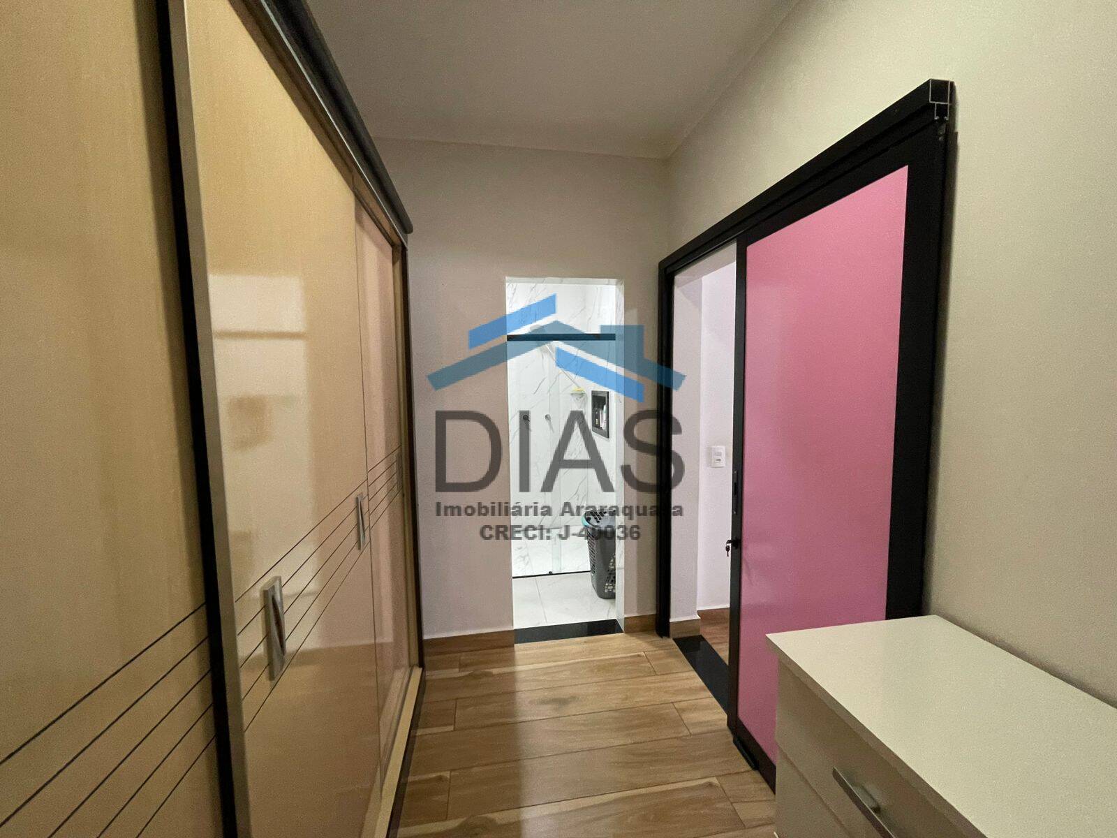 Casa à venda com 2 quartos, 115m² - Foto 14