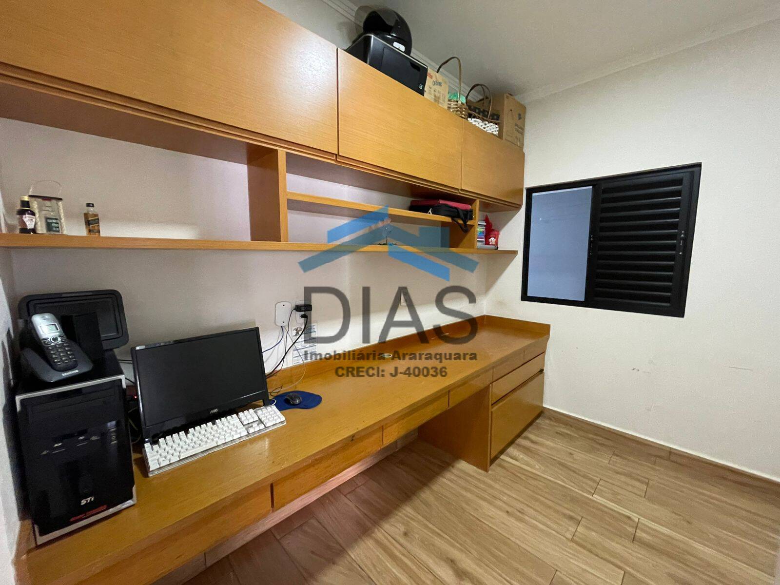 Casa à venda com 2 quartos, 115m² - Foto 8