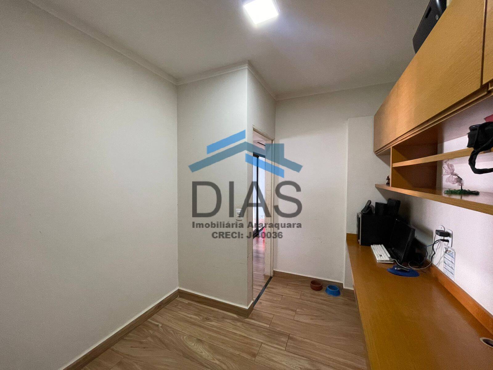 Casa à venda com 2 quartos, 115m² - Foto 10