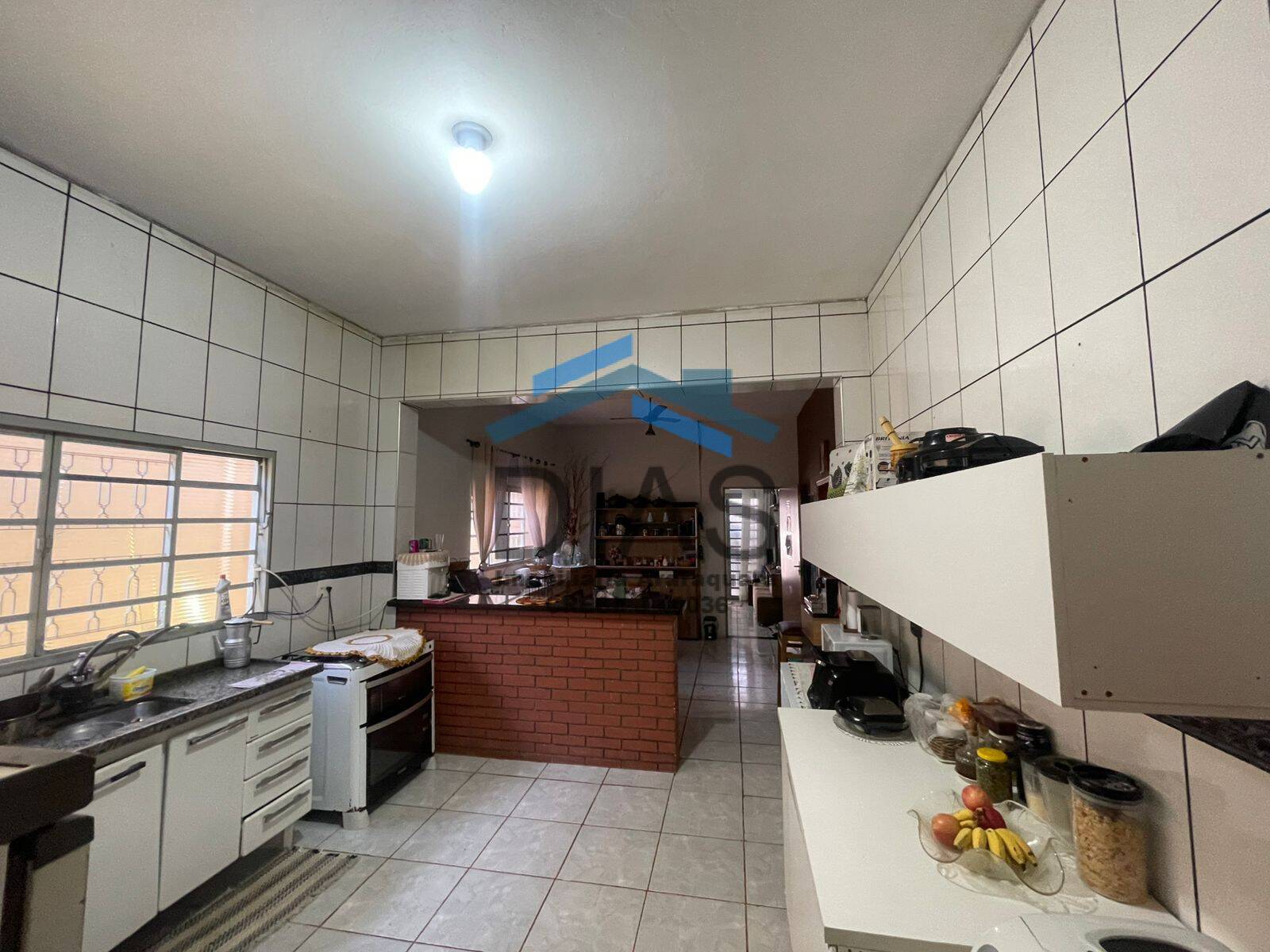 Casa à venda com 2 quartos, 90m² - Foto 5
