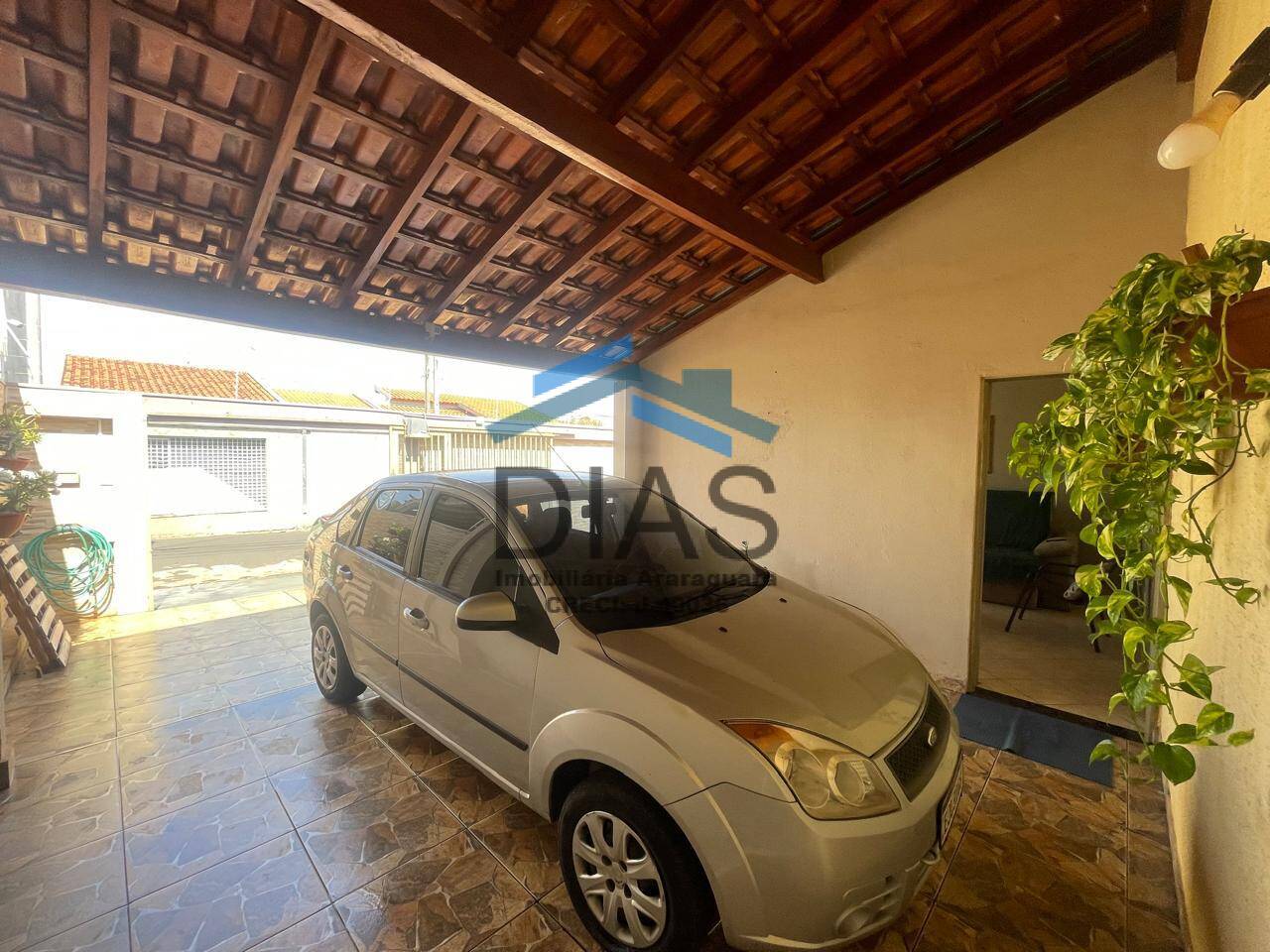 Casa, 3 quartos, 172 m² - Foto 2