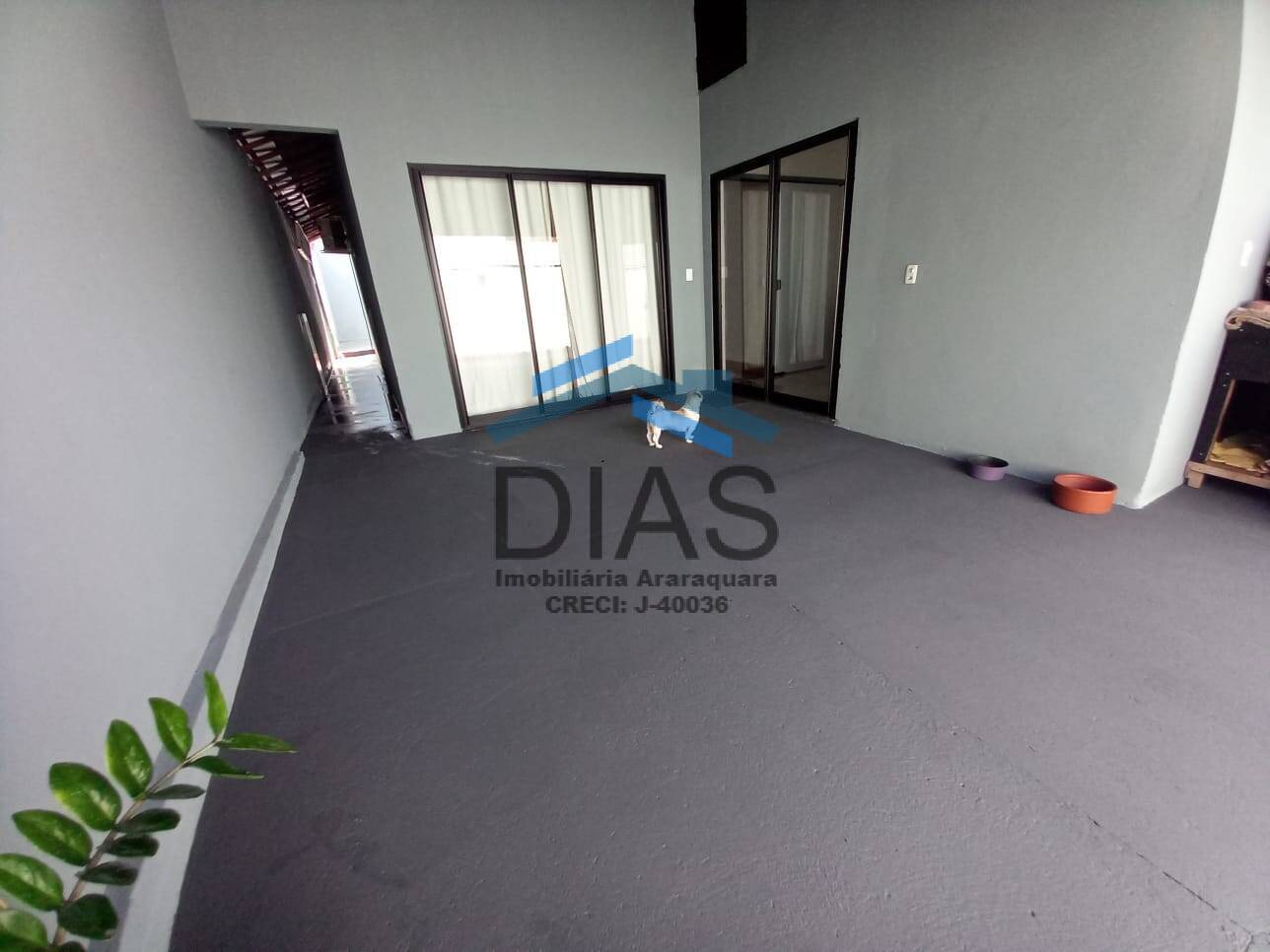 Casa à venda com 2 quartos, 115m² - Foto 3