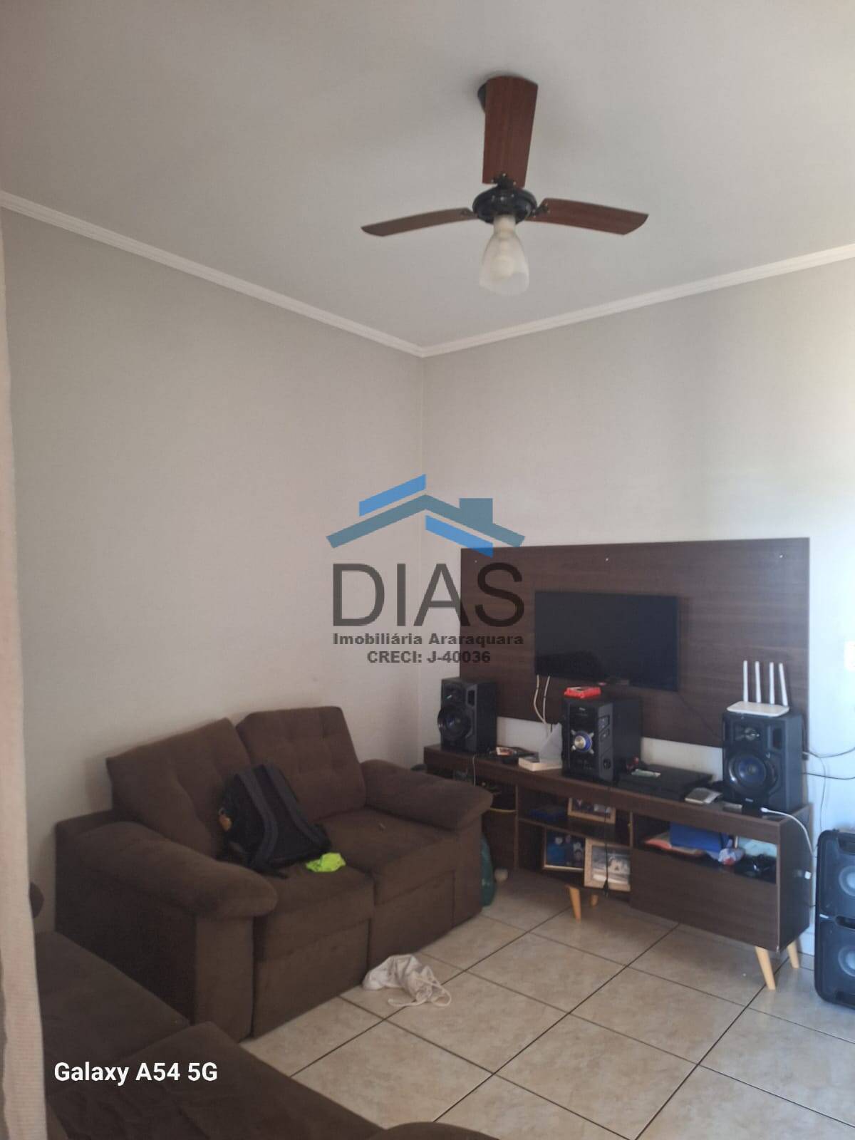 Casa à venda com 2 quartos, 121m² - Foto 2