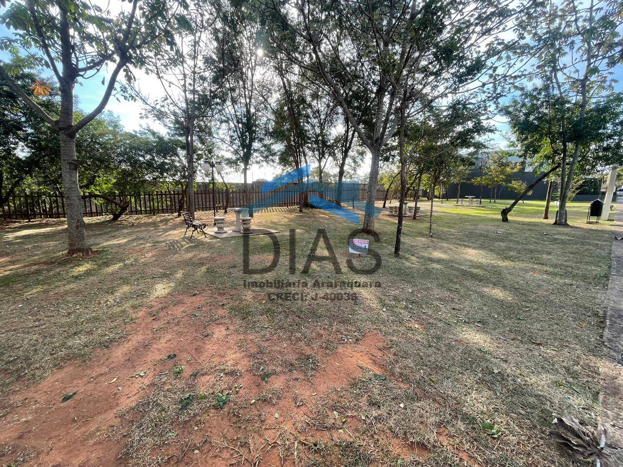 Casa à venda com 2 quartos, 89m² - Foto 30