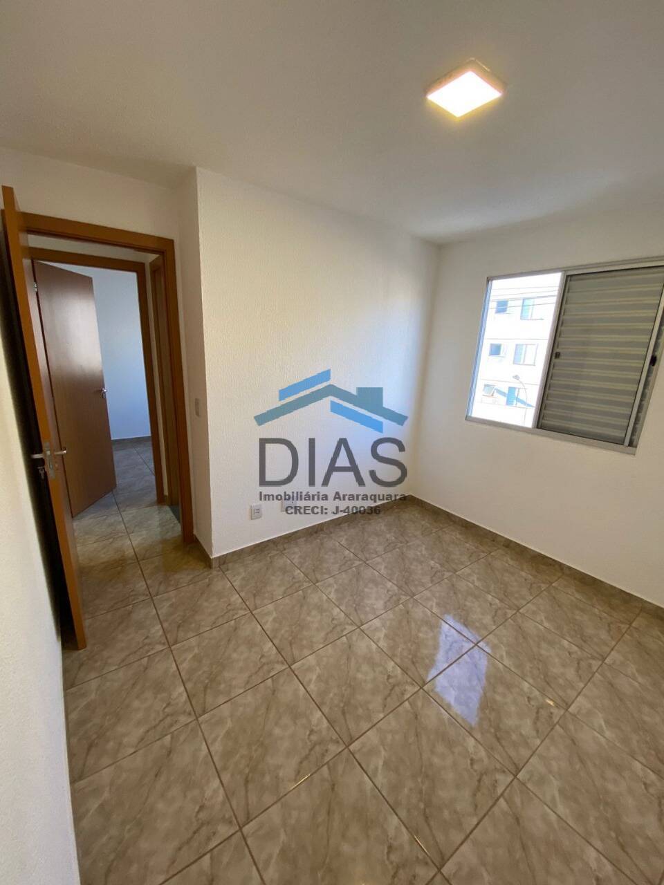 Apartamento à venda com 2 quartos, 44m² - Foto 7