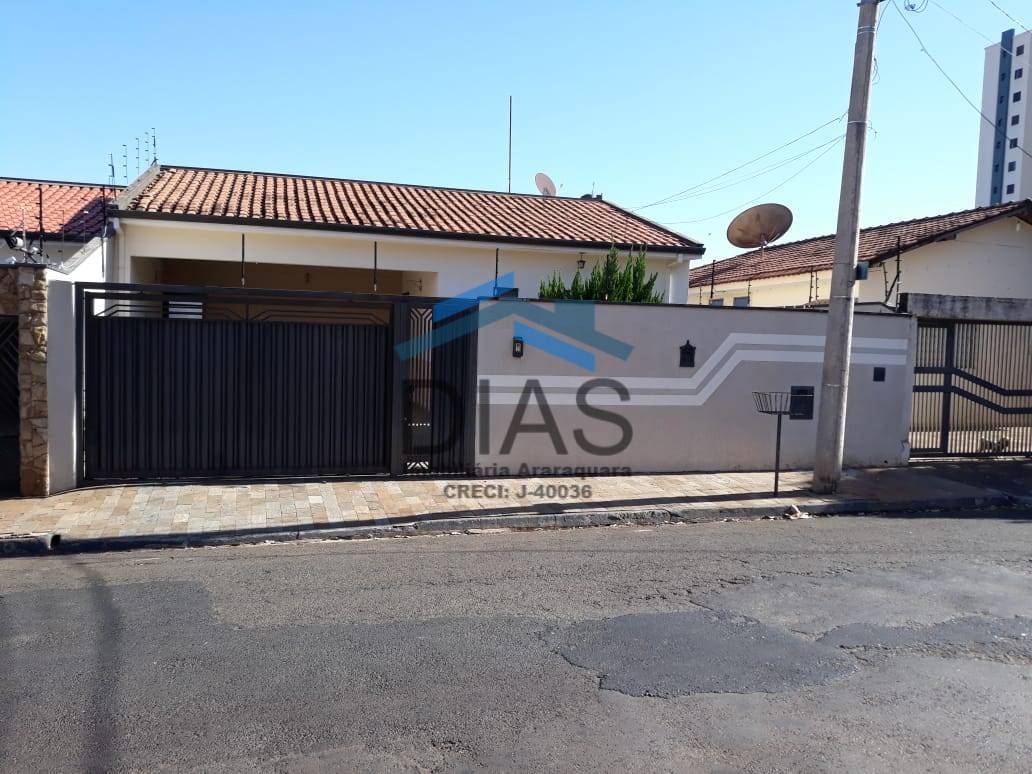 Casa, 3 quartos, 161 m² - Foto 1